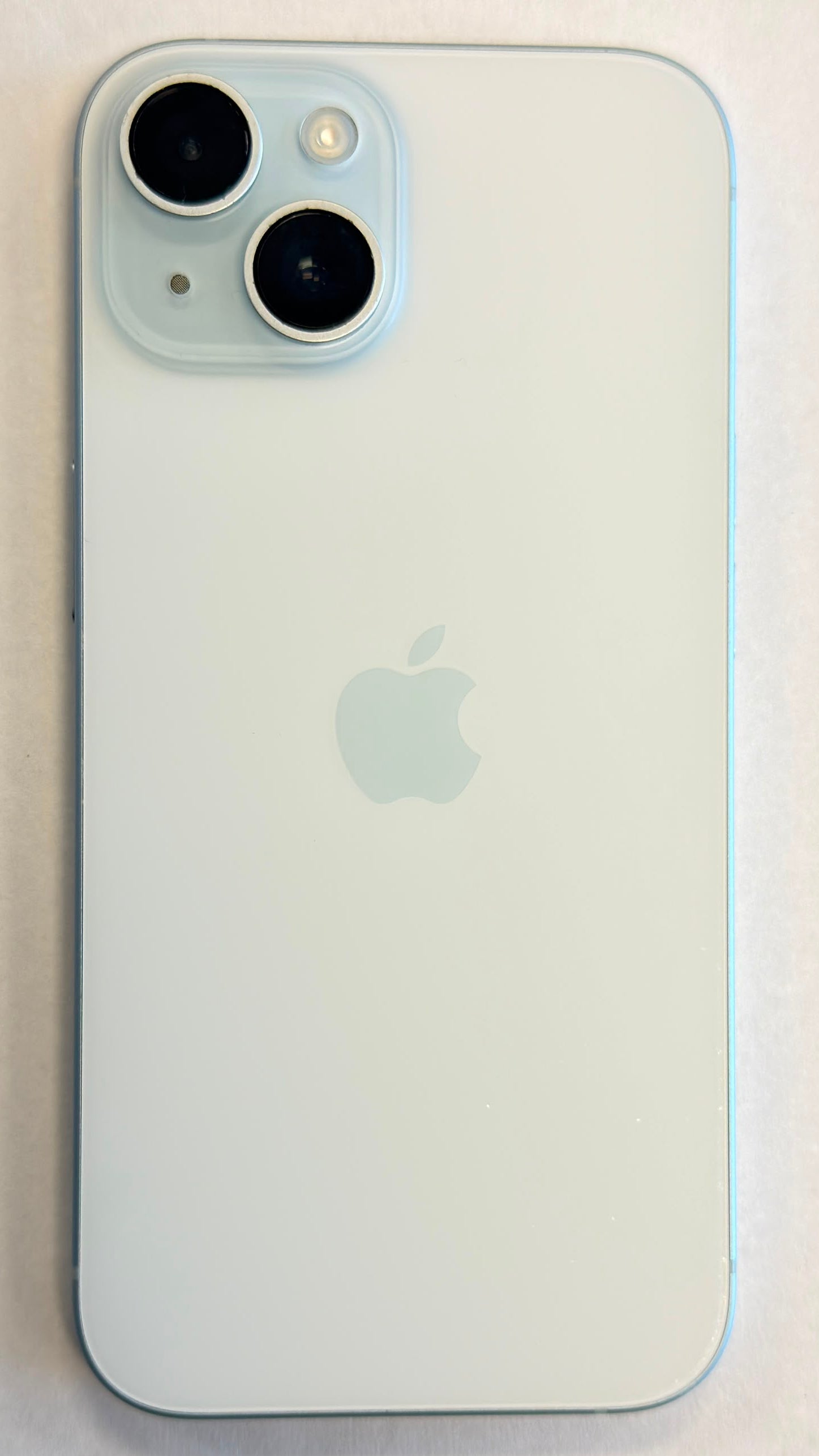 iPhone 15 Color: Blue, Size: 128GB, Network: Unlocked, Condition: Used