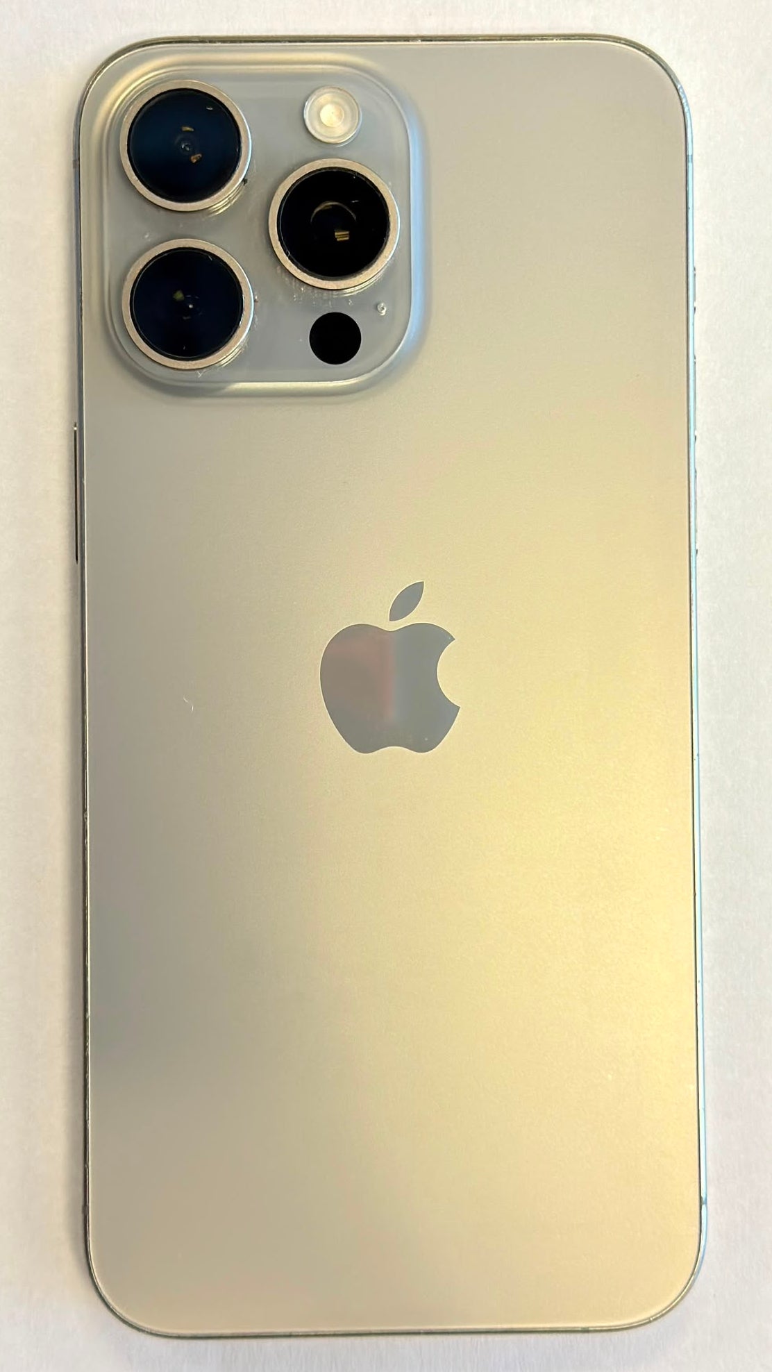 iPhone 15 Pro Max Color: Natural Titanium, Size: 512GB, Network: ATT, Condition: Refurbished